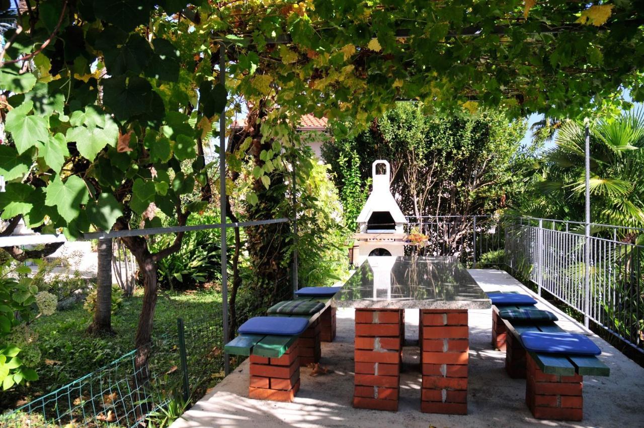 Apartments Villa Zara Lovran Εξωτερικό φωτογραφία