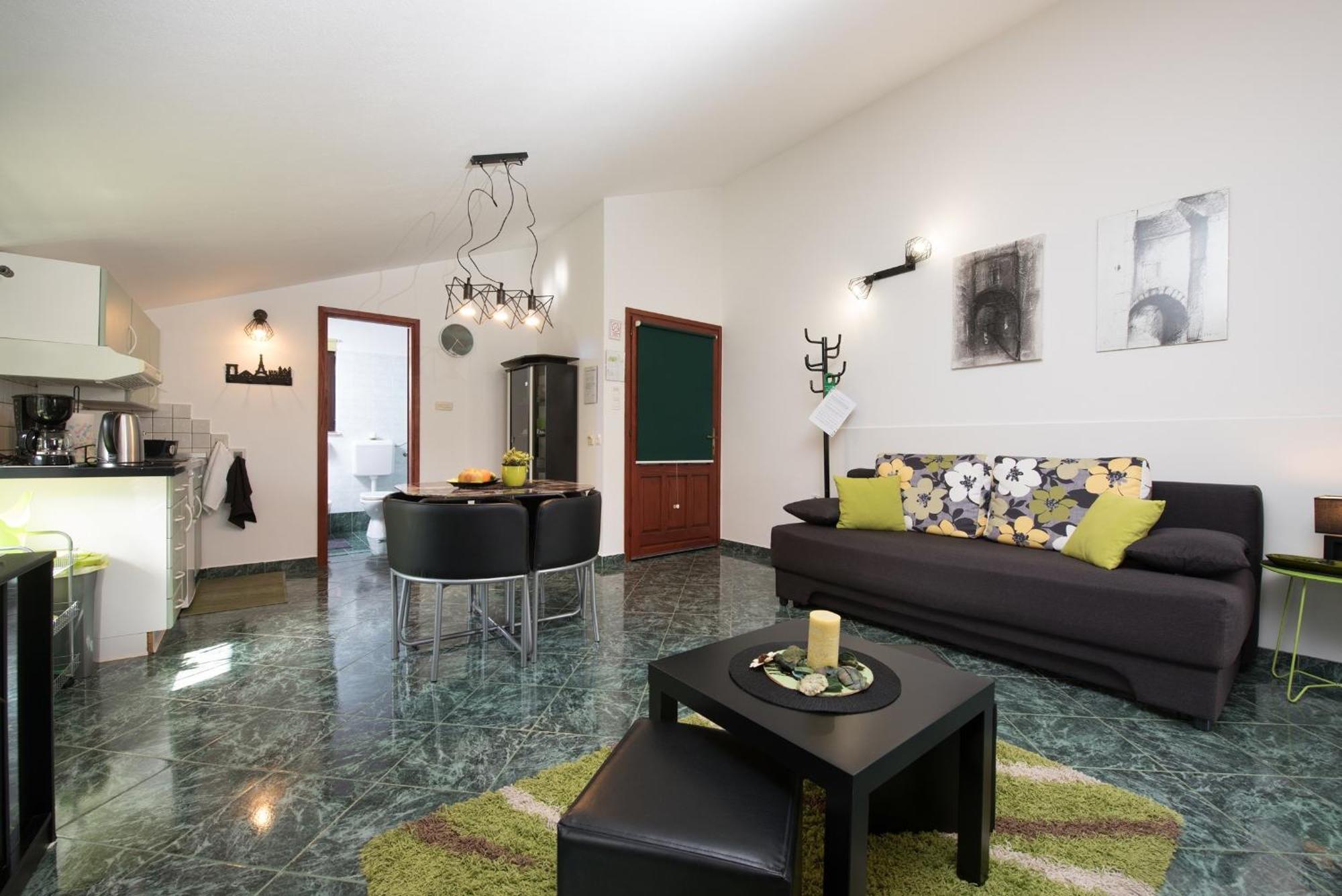 Apartments Villa Zara Lovran Εξωτερικό φωτογραφία
