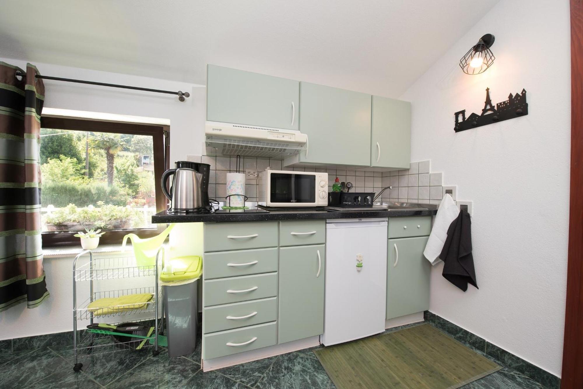 Apartments Villa Zara Lovran Εξωτερικό φωτογραφία