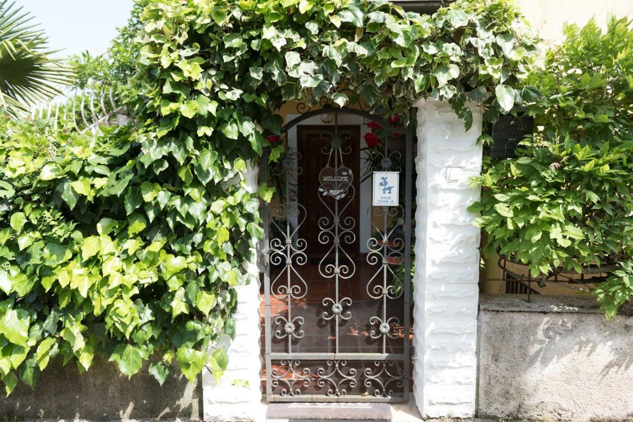 Apartments Villa Zara Lovran Εξωτερικό φωτογραφία