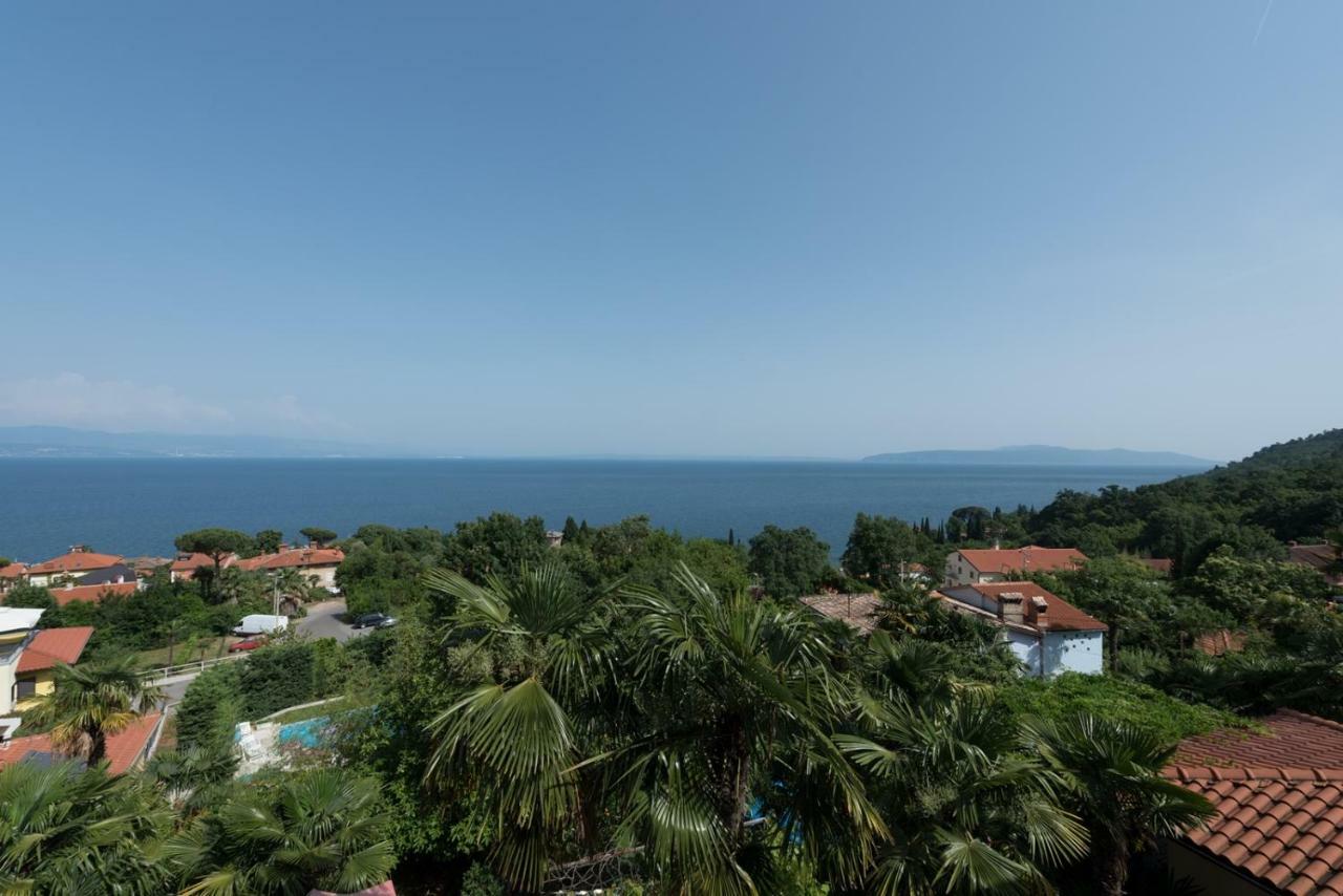 Apartments Villa Zara Lovran Εξωτερικό φωτογραφία